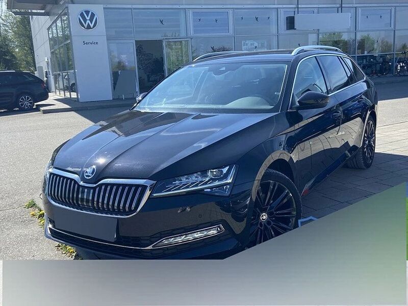 Schwarz Gebraucht 2020 Skoda Superb Style Kombi | 31.949 € (Etwas zu teuer) - Bild 1/4