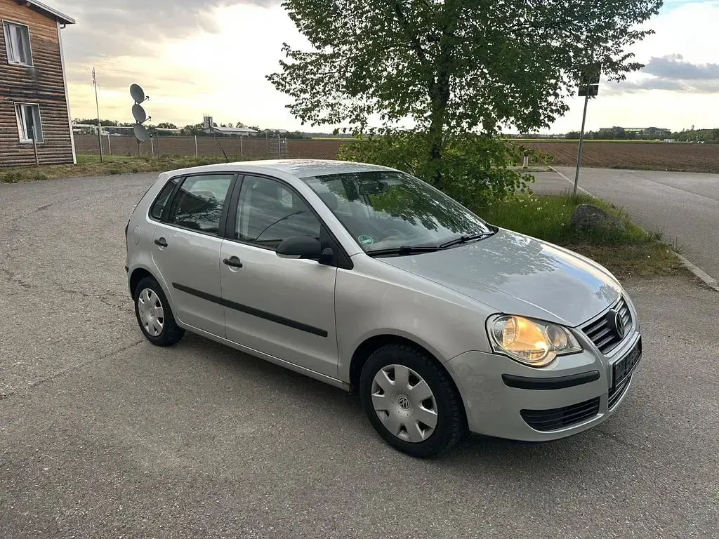 Gebraucht VW Polo Trendline 64 PS (47 kW) 2007 Silber Kleinwagen