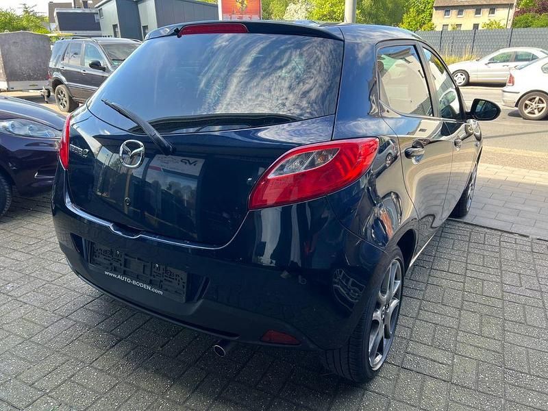 Second-hand Mazda 2 Sendo 84 CP (61 kW) 2014 Albastru Berlinǎ