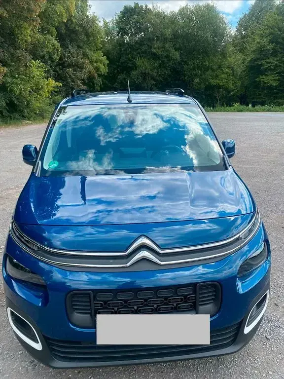 Gebraucht Citroën Berlingo Feel 131 PS (96 kW) 2020 Blau Van / Kleinbus
