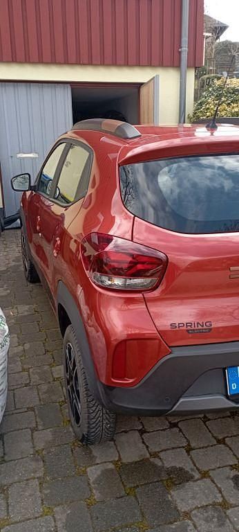 Gebraucht Dacia Spring Extreme 47 kW (65 PS) 2023 Rot Kleinwagen