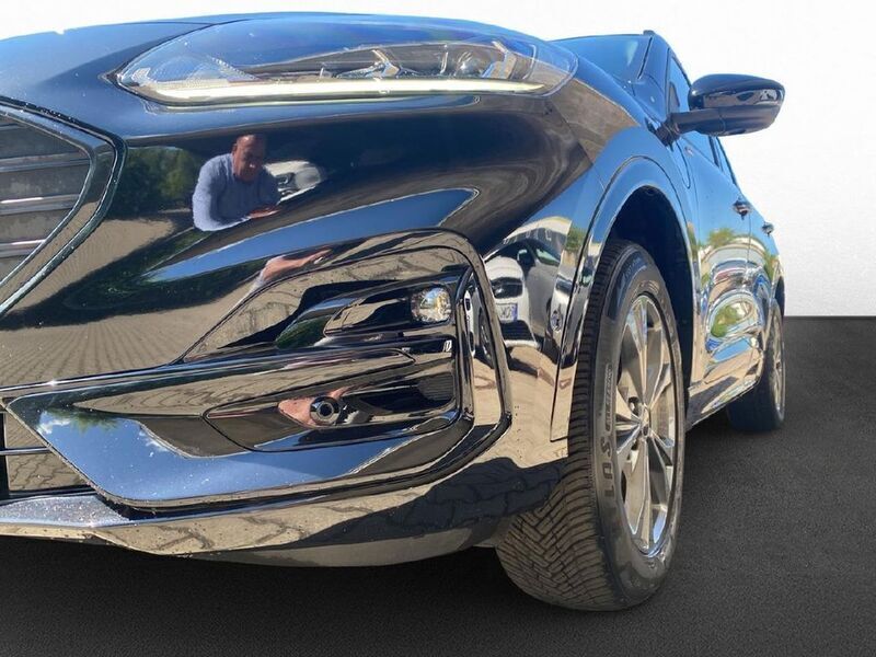 Gebraucht Ford Kuga ST-Line 152 PS (111 kW) 2022 Obsidianschwarz metallic (metallic) SUV
