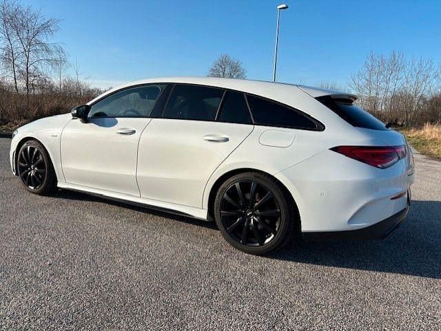 Gebraucht Mercedes CLA200 Shooting Brake AMG line 163 PS (119 kW) 2021 Weiß Kombi