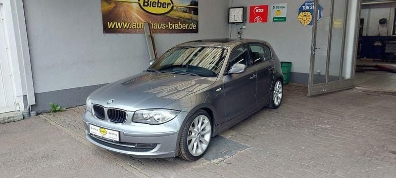 Grau Gebraucht 2009 BMW 123 Performance Kleinwagen | 4.550 € (Superpreis) - Bild 1/4