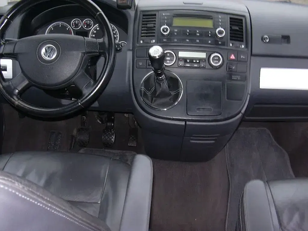 Gebraucht VW Multivan 131 PS (96 kW) 2007 Silber Van / Kleinbus