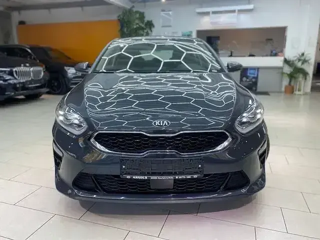 Gebraucht Kia Ceed 136 PS (100 kW) 2021 Andere Kleinwagen