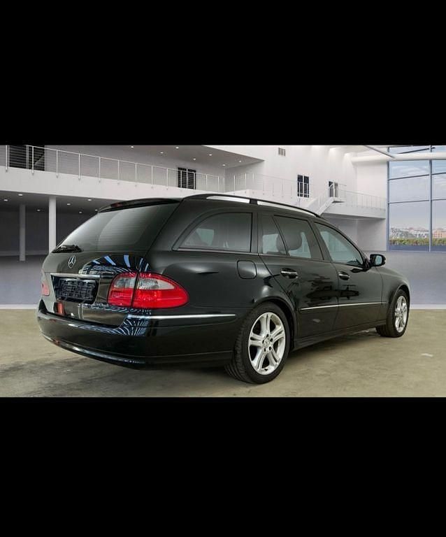 Gebraucht Mercedes E320 224 PS (164 kW) 2007 Schwarz Kombi