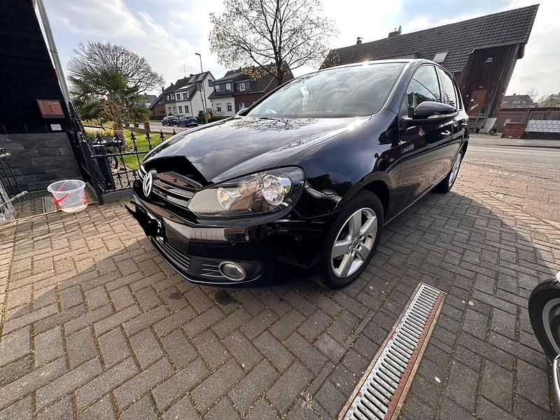 Gebraucht VW Golf VI Team 86 PS (63 kW) 2010 Schwarz Kleinwagen