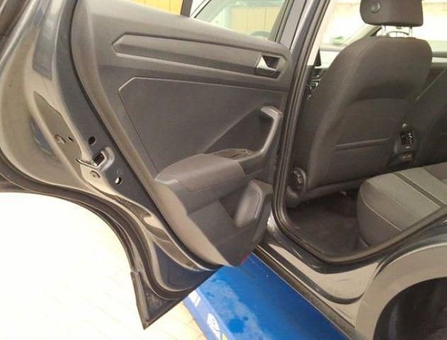 Gebraucht VW T-Roc R 116 PS (85 kW) 2025 Indiumgraumetallic SUV