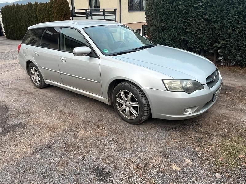 Gebraucht Subaru Legacy 165 PS (121 kW) 2003 Silber Kombi