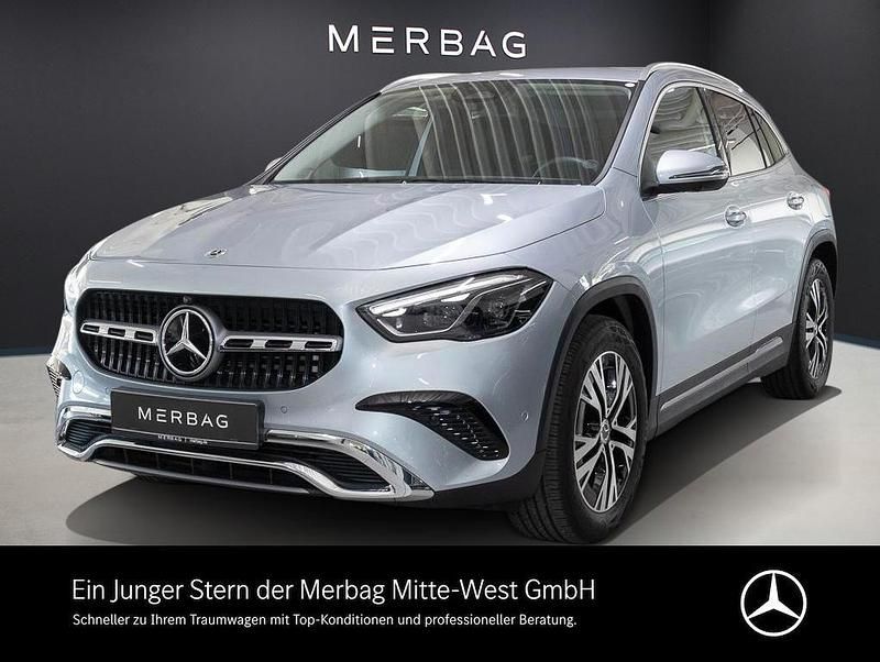 Lack hightechsilber Gebraucht 2024 Mercedes GLA180 Progressive SUV | 38.930 € (Etwas zu teuer) - Bild 1/4