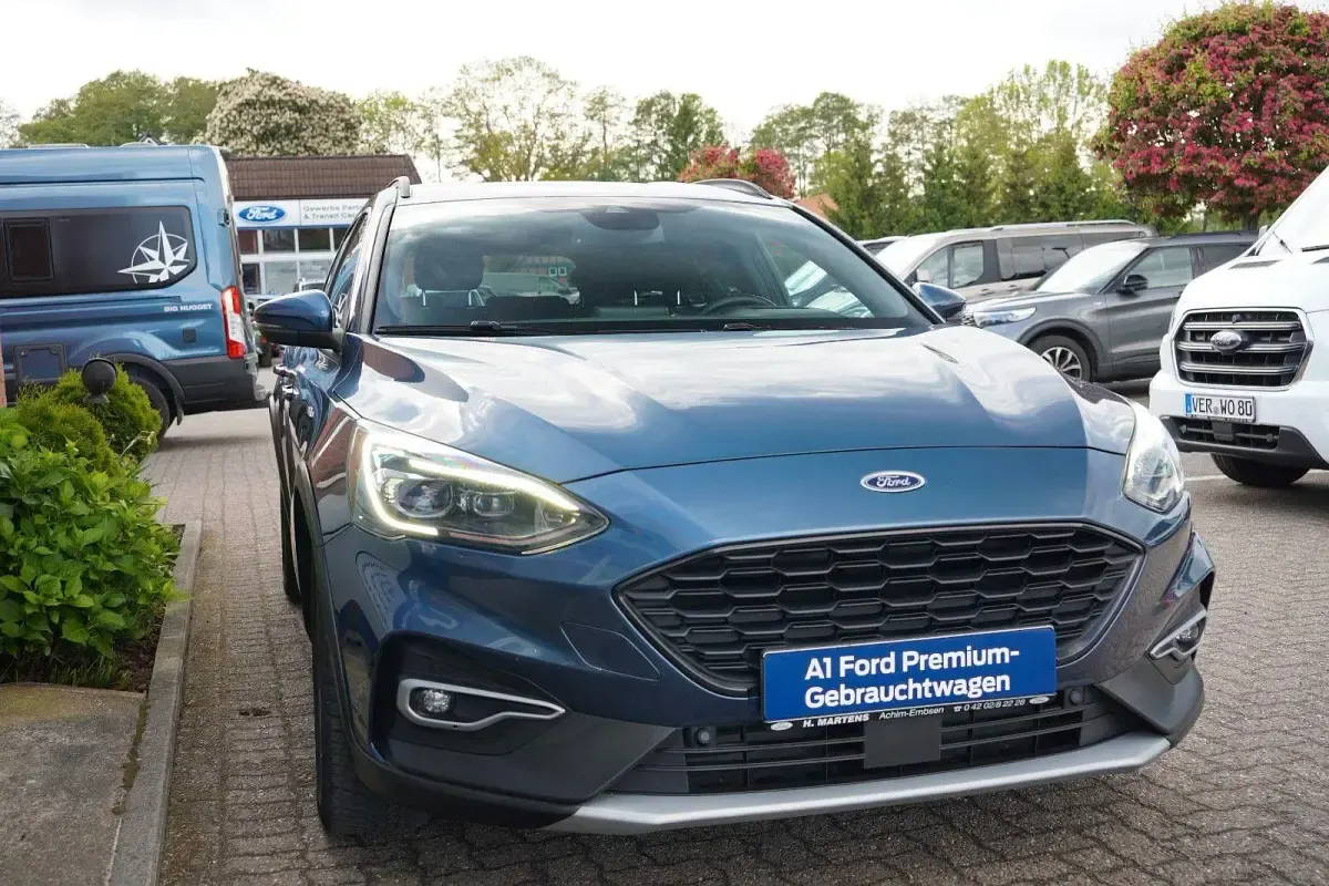Używany Ford Focus Active X 150 KM (110 kW) 2021 Niebieski Kombi