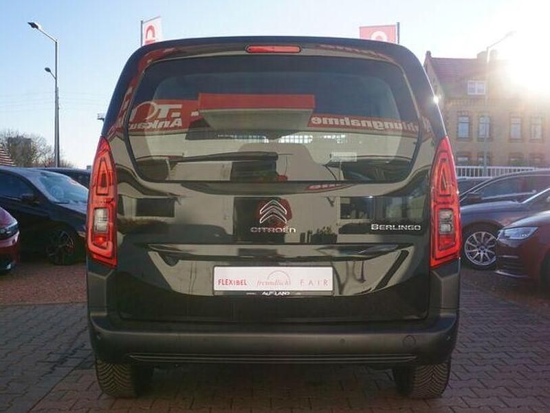 Gebraucht Citroën Berlingo Feel 131 PS (96 kW) 2023 Schwarz Van / Kleinbus