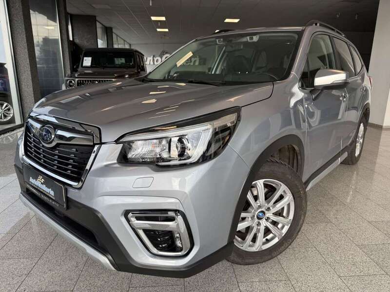 Silber Gebraucht 2020 Subaru Forester SUV | 22.999 € (Fairer Preis) - Bild 1/4