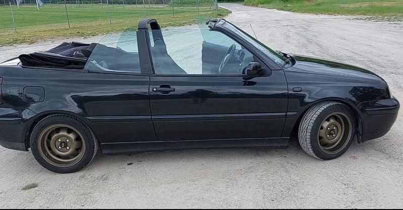 Schwarz Gebraucht 1998 VW Golf Cabriolet Karmann Cabrio | 4.899 € (Etwas zu teuer) - Bild 1/4