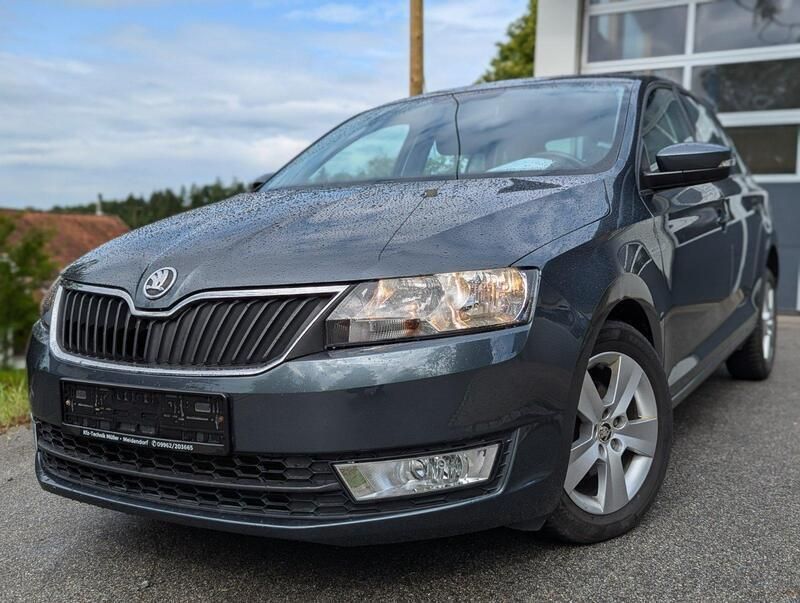 Grau Gebraucht 2017 Skoda Rapid Ambition Limousine | 12.350 € (Fairer Preis) - Bild 1/4