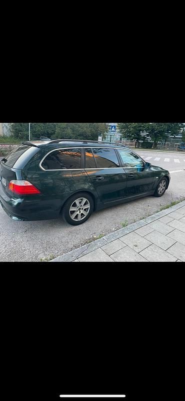 Second-hand BMW 525 300 CP (220 kW) 2007 Verde Break