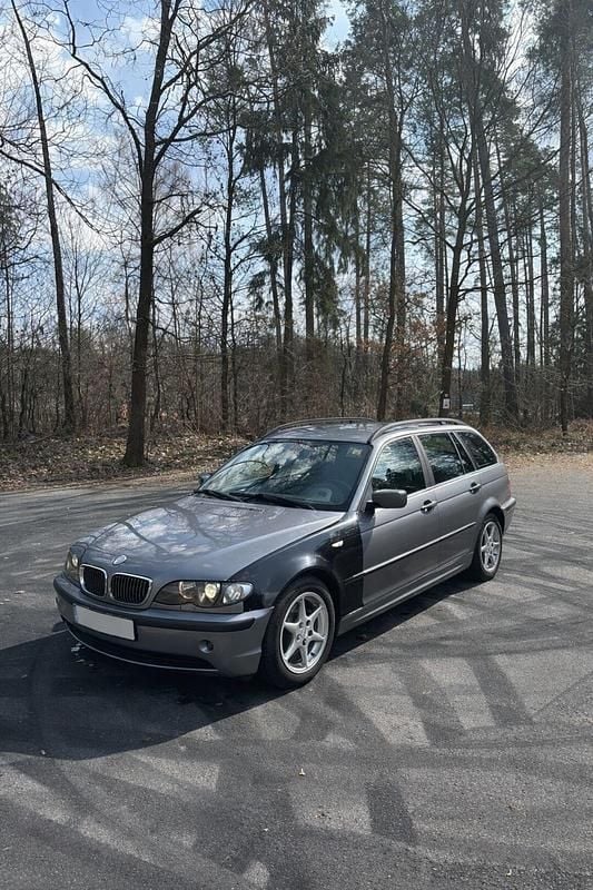 Gebraucht BMW 320 150 PS (110 kW) 2004 Silber Kombi