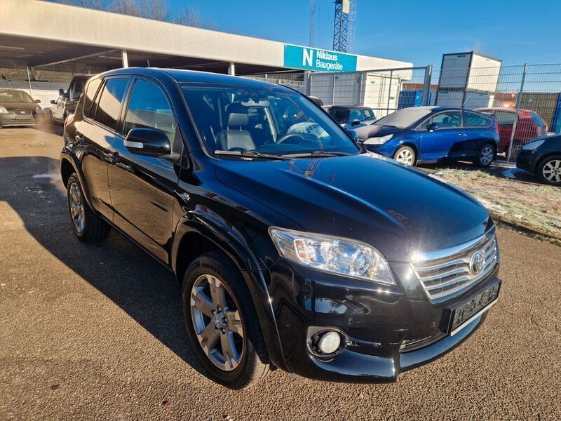 Schwarz Gebraucht 2010 Toyota RAV4 Executive SUV | 9.999 € (Etwas zu teuer) - Bild 1/4