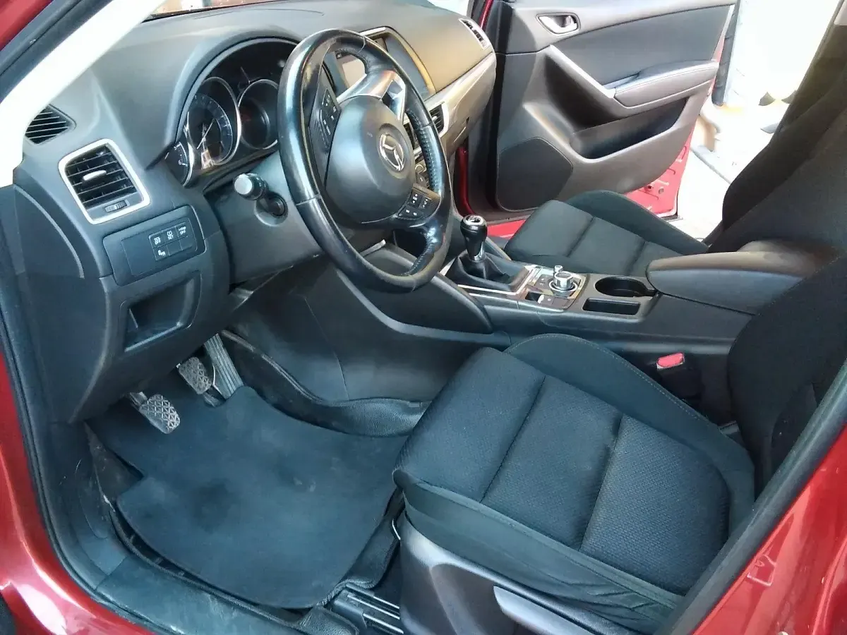 Gebraucht Mazda CX-5 150 PS (110 kW) 2016 Rot SUV