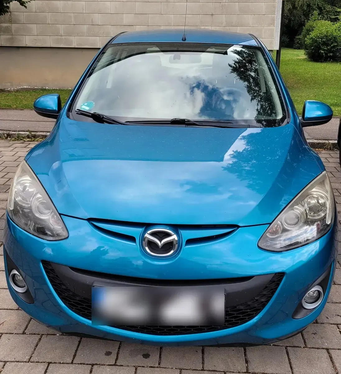 Gebraucht Mazda 2 Inclusive 102 PS (75 kW) 2011 Blau Kleinwagen