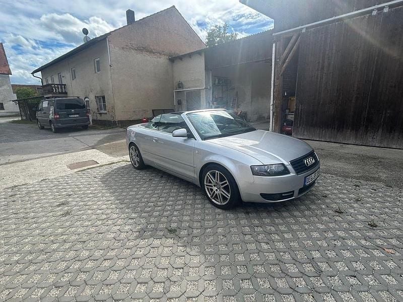 Silber Gebraucht 2005 Audi Cabriolet Cabrio | 6.900 € (Teuer) - Bild 1/4
