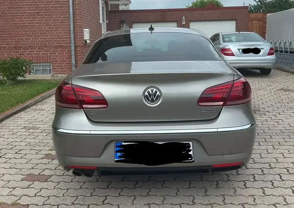 Gebraucht VW Passat 140 PS (102 kW) 2013 Beige Limousine