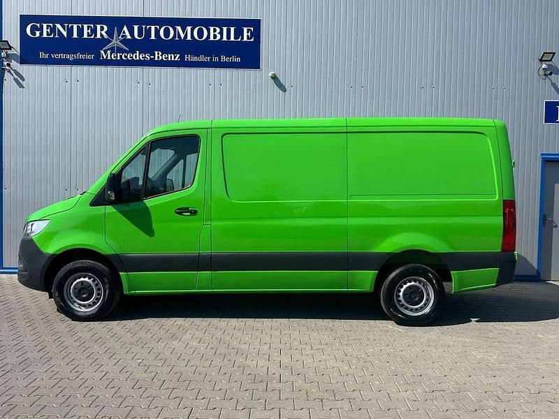 Gebraucht Mercedes Sprinter 170 PS (125 kW) 2021 Grün Van