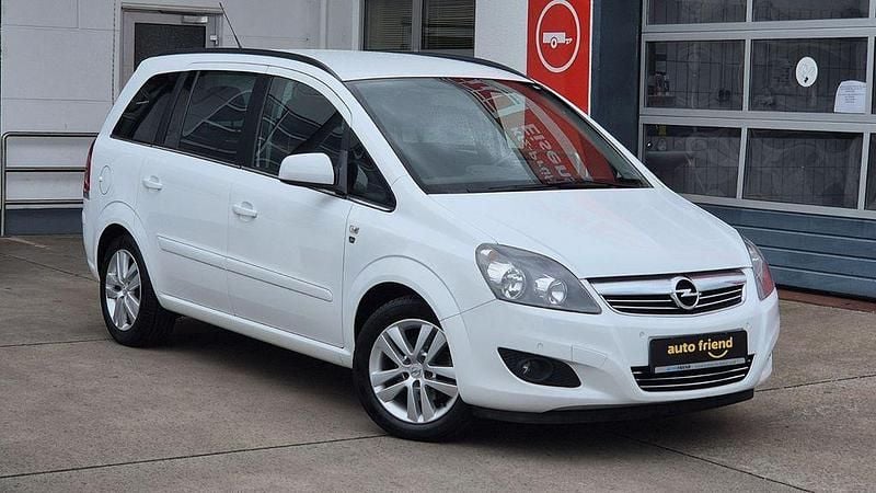 Gebraucht Opel Zafira 140 PS (102 kW) 2011 Schneeweiss/olympic/summit whi Van / Kleinbus