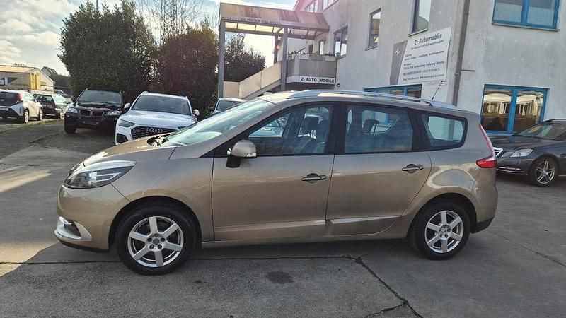 Grau Gebraucht 2014 Renault Scénic III Initiale Paris Van / Kleinbus | 6.450 € (Fairer Preis) - Bild 1/4