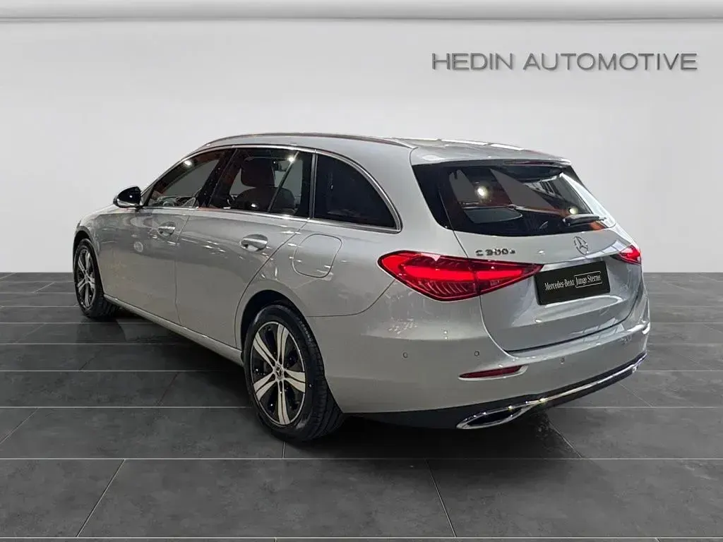 Gebraucht Mercedes C300e Avantgarde 204 PS (150 kW) 2026 Silber Kombi