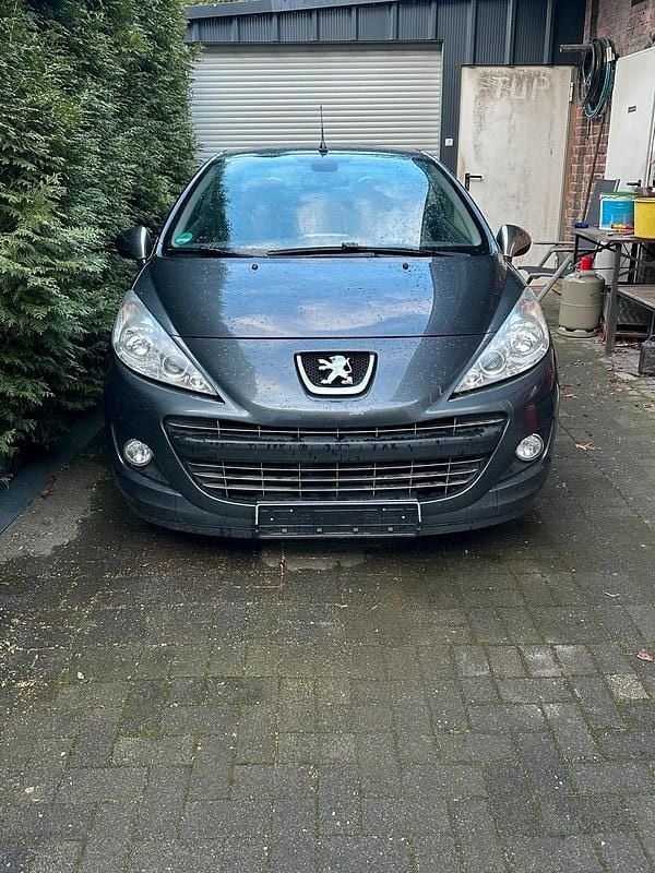 Gebraucht Peugeot 207 CC 120 PS (88 kW) 2011 Cabrio