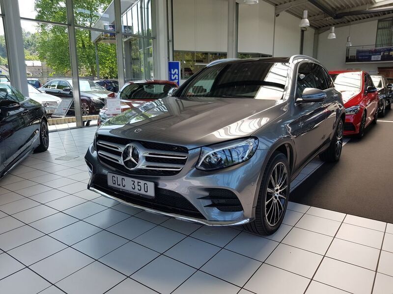 Grau grau metallic Gebraucht 2017 Mercedes GLC350 AMG SUV | 34.500 € (Etwas zu teuer) - Bild 1/4