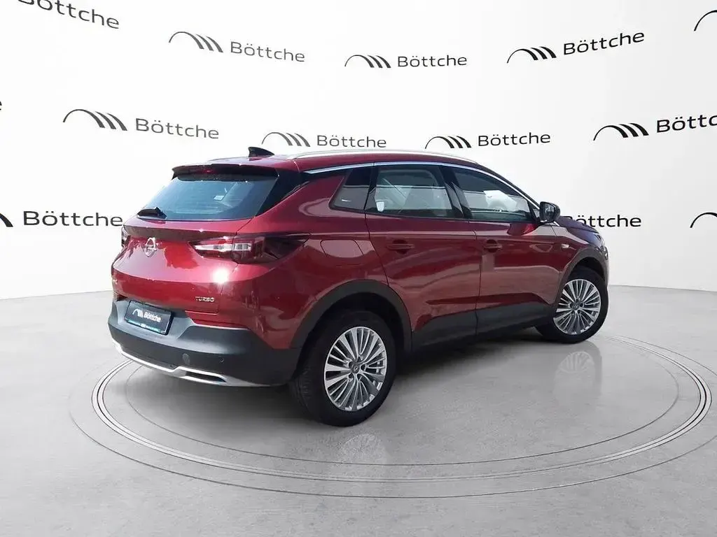 Gebraucht Opel Grandland X Innovation 131 PS (96 kW) 2019 Rot SUV