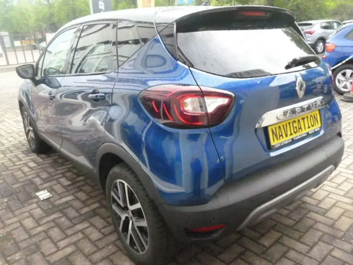 Gebraucht Renault Captur Version S 150 PS (110 kW) 2018 Blau SUV