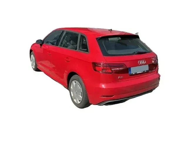 Gebraucht Audi A3 Sportback e-tron Design 204 PS (150 kW) 2020 Tangorot metallic Kleinwagen