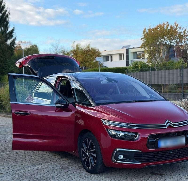 Rot Gebraucht 2016 Citroën C4 Picasso Shine Van / Kleinbus | 9.900 € (Guter Preis) - Bild 1/4