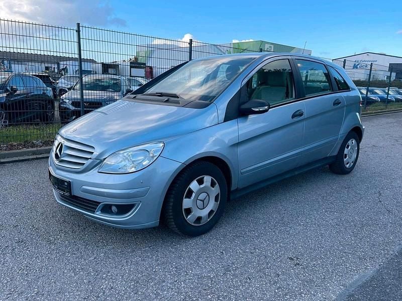 Gebraucht Mercedes B170 116 PS (85 kW) 2005 Blau Van / Kleinbus