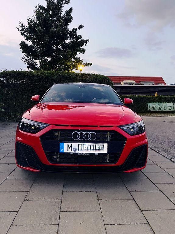 Rot Gebraucht 2019 Audi A1 Sportback S-Line Kleinwagen | 19.800 € (Guter Preis) - Bild 1/4