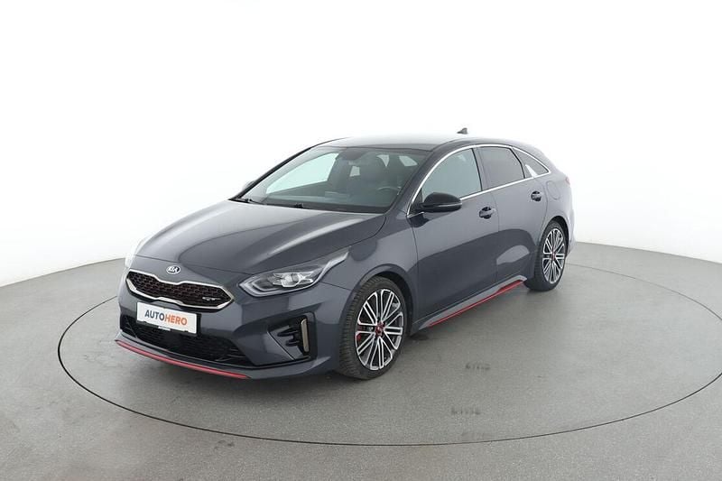 Grau Gebraucht 2020 Kia ProCeed Kleinwagen | 21.530 € (Fairer Preis) - Bild 1/3