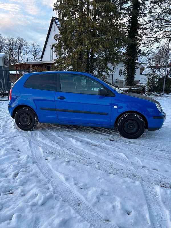 Gebraucht VW Polo 75 PS (55 kW) 2003 Blau Kleinwagen