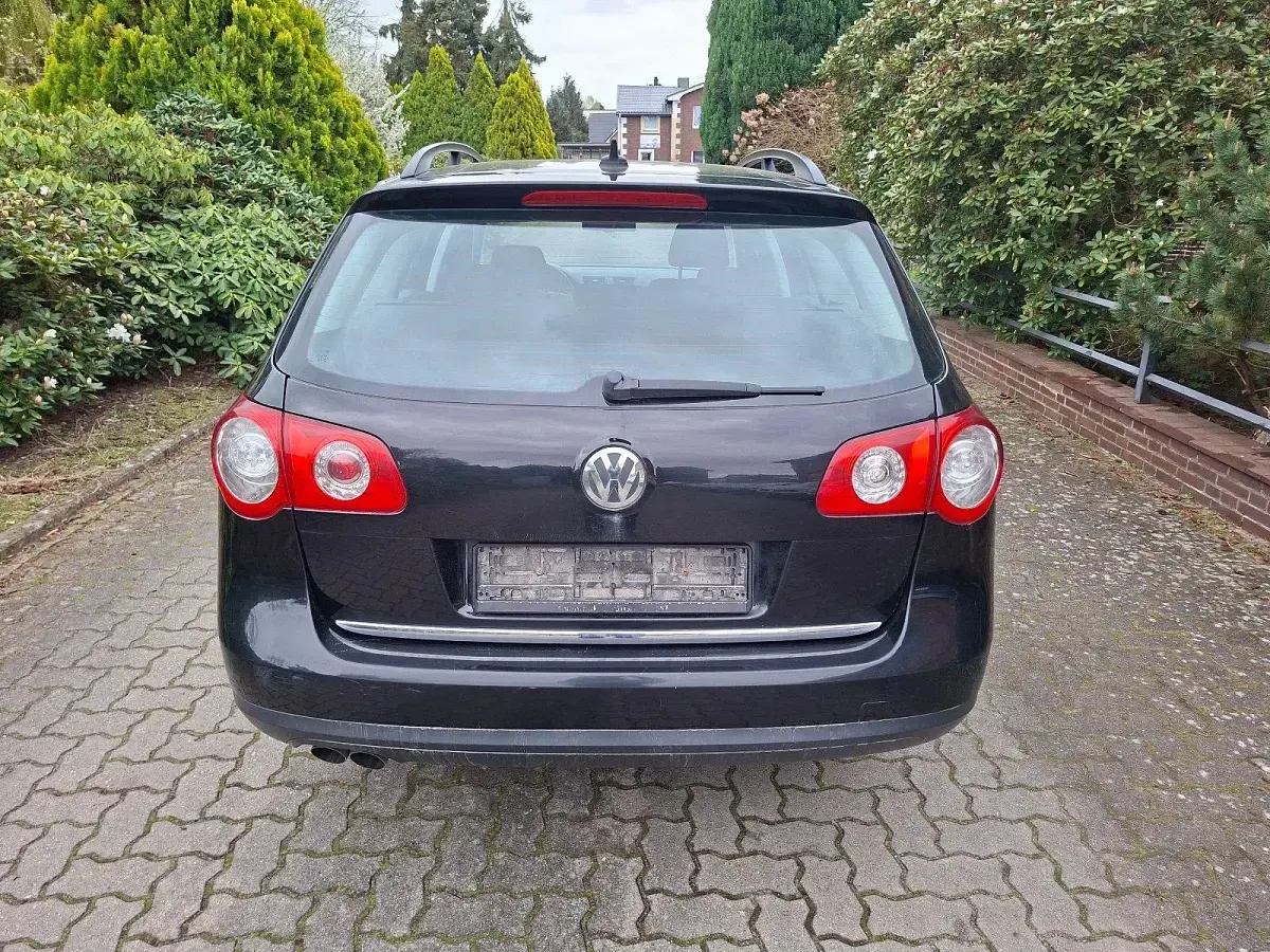 Gebraucht VW Passat 140 PS (102 kW) 2010 Kombi