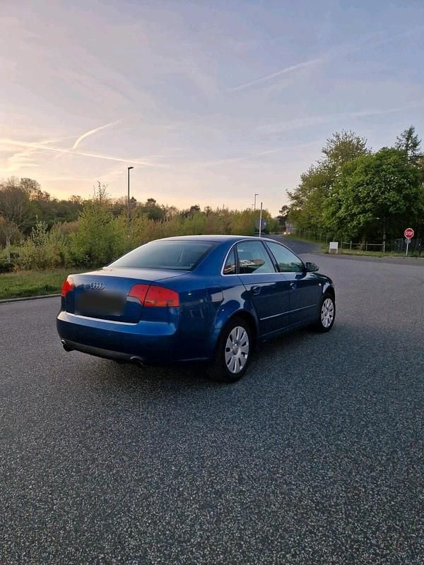 Second-hand Audi A4 163 CP (119 kW) 2005 Albastru Berlinǎ