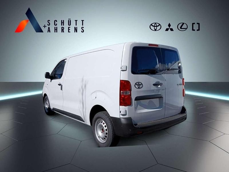 Gebraucht Toyota Proace 145 PS (106 kW) 2024 Icy white Van / Kleinbus