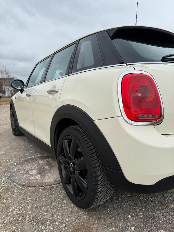 Second-hand Mini ONE 102 CP (75 kW) 2015 Bej Hatchback