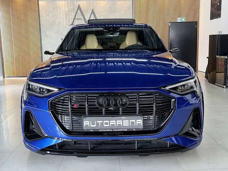 Gebraucht Audi e-tron Sportback Exclusive 369 kW (503 PS) 2022 Blau SUV