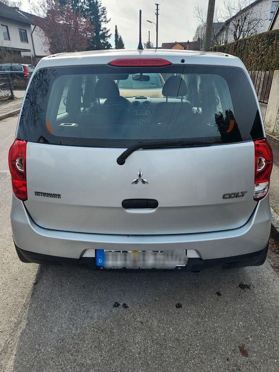 Gebraucht Mitsubishi Colt 75 PS (55 kW) 2009 Silber Kleinwagen