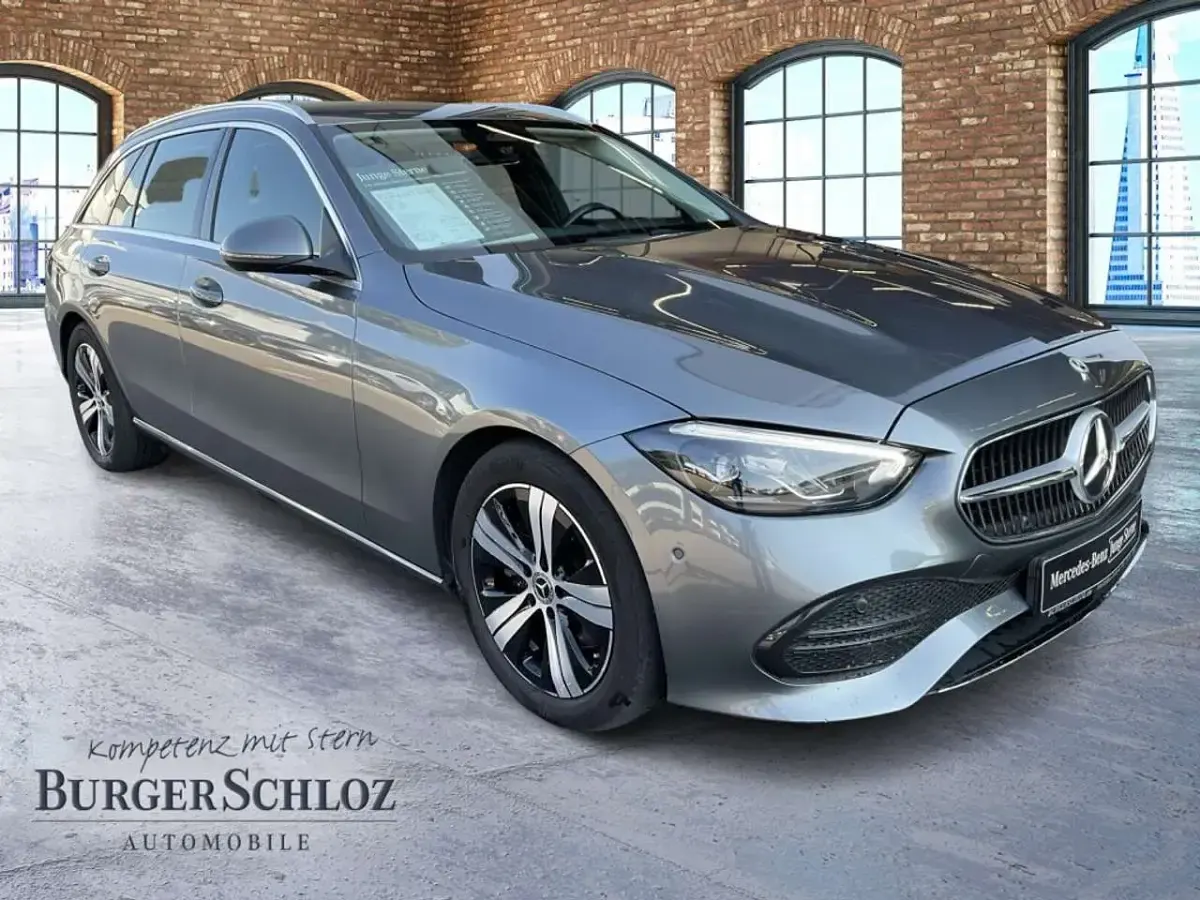 Gebraucht Mercedes C220 200 PS (147 kW) 2023 Grau Kombi