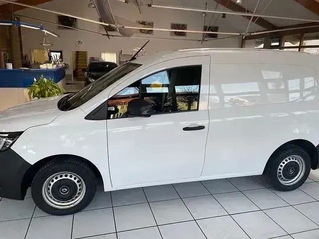 Gebraucht Renault Kangoo 95 PS (69 kW) 2022 Weiß Van / Kleinbus