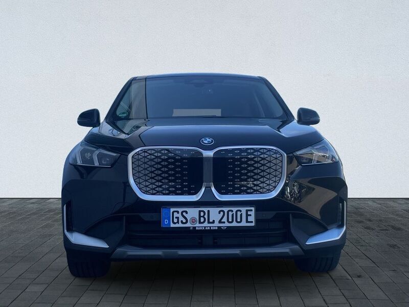 Gebraucht BMW iX1 150 kW (204 PS) 2025 Schwarz SUV